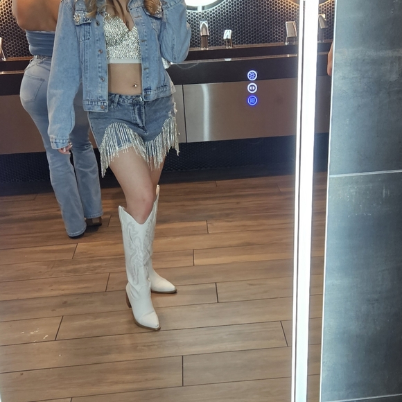 Windsor Rhinestone Denim Shorts size large - Picture 6 of 6